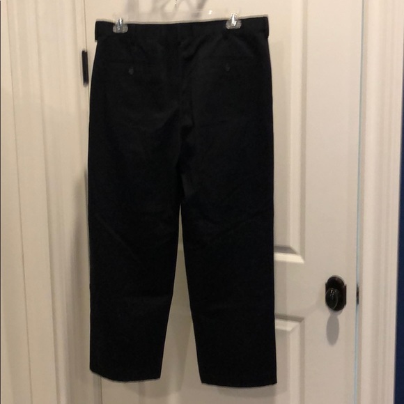 Men’s Croft & Barrow Black Khaki Pants - Picture 2 of 3